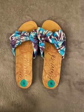 Blowfish Tie-Dye Knotted Slide Sandals in Blue and Purple